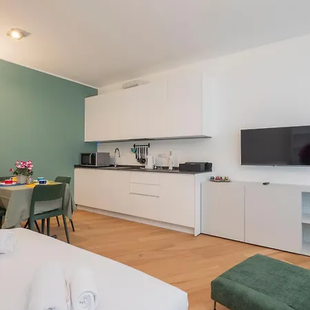 Youhosty - Palazzo Crovato 3c Appartement *